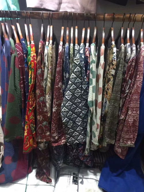 圖 庫(kù)存夏季短袖t恤庫(kù)房外貿(mào)低價(jià)位服裝批發(fā)廠家地?cái)傏s集 北京服裝 鞋帽 箱包